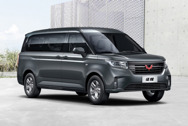 GM и SAIC выпустили дешевый минивэн Wuling Journey