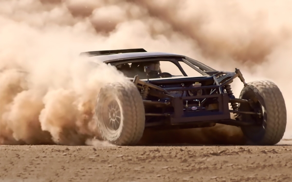 
            Суперкар Lamborghini Huracan превратили в «пустынного прыгуна». Видео
        