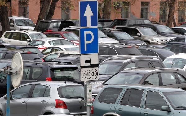
            Москвичи стали чаще пользоваться платной парковкой
        