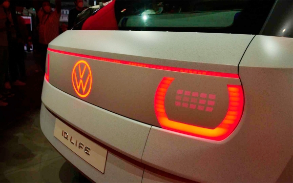 
            От дешевого VW до нового «Гелика»: 10 главных новинок мотор-шоу в Мюнхене
        