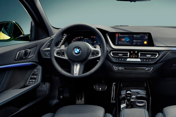 
            BMW модернизировала самую мощную версию хэтчбека 1-Series
        