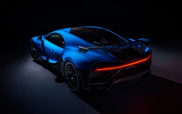 
            Bugatti объявила о скором прекращении выпуска гиперкара Chiron
        