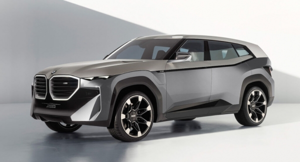 BMW представили кроссовер Concept XM: особенности дизайна и цены