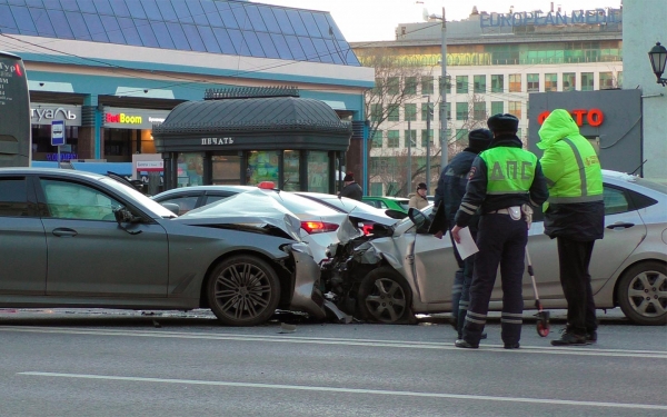 
            ГИБДД назвала самый опасный день недели для российских водителей
        