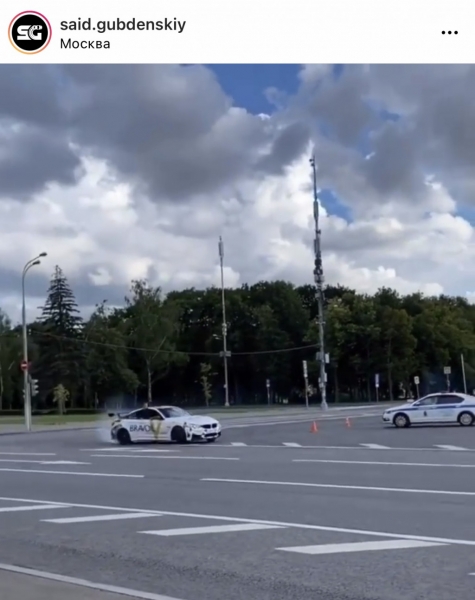 
            219 км/ч по Кутузовскому: в страшном ДТП разбился блогер на BMW
        