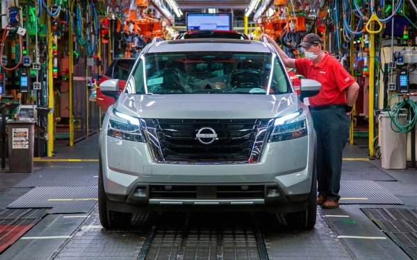 
            Nissan сообщил подробности о новом Pathfinder для России
        