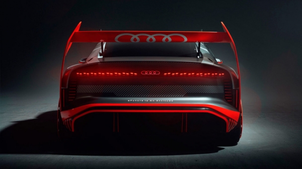 
            Audi создала уникальный дрифткар для Кена Блока. Фото
        