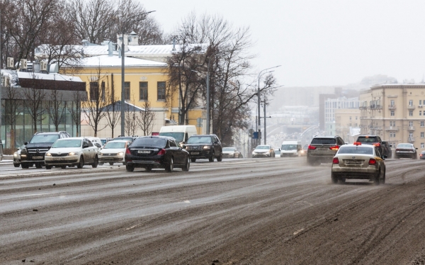 
            Сильный снегопад в Москве. Где будет проехать сложнее всего
        