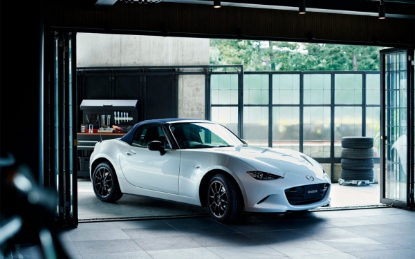 
            Mazda обновила спорткар MX-5
        