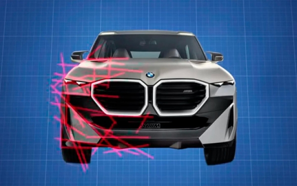 
            Известный дизайнер раскритиковал внешность большого кроссовера BMW
        