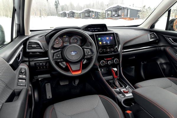 Лесник с интеллектом: обновленный Subaru Forester на российских дорогах
