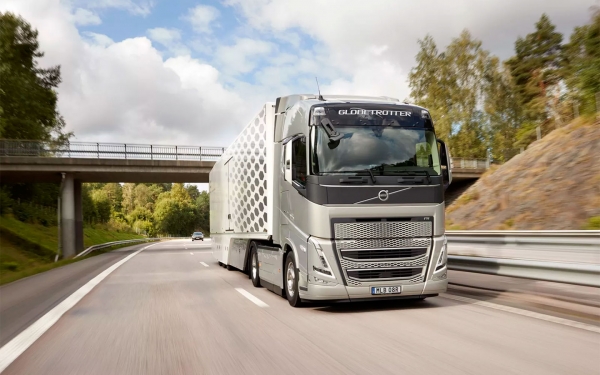 
            Volvo приостановила выпуск грузовиков в России
        