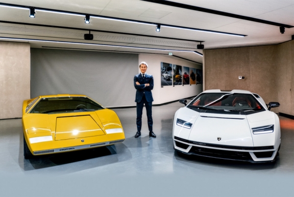 Реставраторы Lamborghini и как правильно произносится Countach