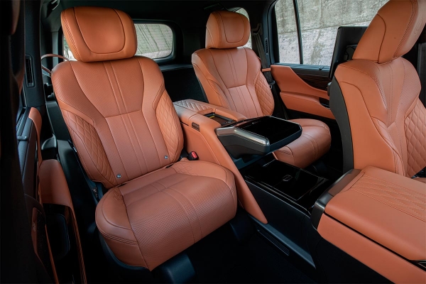 
            Lexus назвал стоимость внедорожника LX нового поколения
        