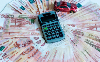 
            Как обвал рубля изменит стоимость каско, и что полис будет покрывать
        