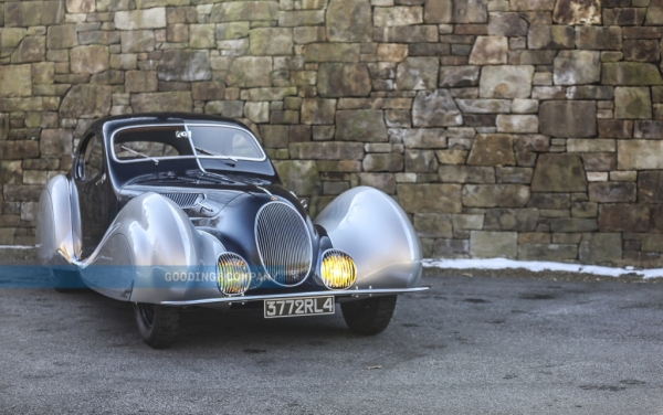 
            Найден самый дорогой французский автомобиль: посмотрите на эту красоту
        