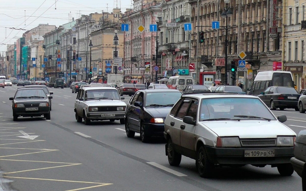 
            «Автостат» назвал средний возраст автомобилей в России
        
