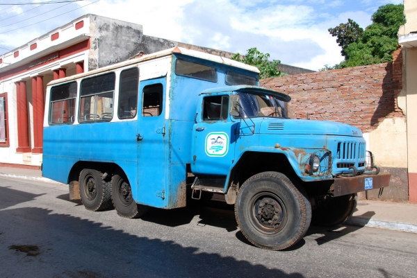 На чем возят грузы и пассажиров по дорогам Кубы?