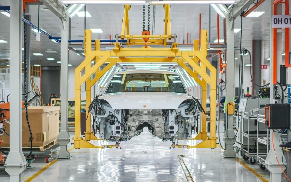 
            Porsche запустила первый завод за пределами Европы
        