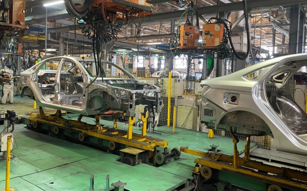 
            Lada Vesta: выпуск автомобилей в Ижевске продолжится
        