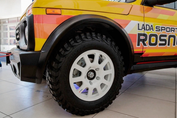 
            Lada примет участие в ралли: на гонки выставят «Ниву»
        