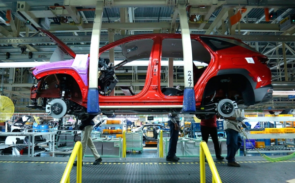 
            Hyundai заморозил проект создания нового завода в Петербурге
        