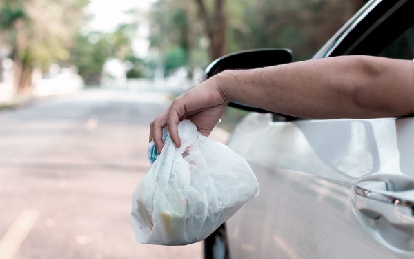 
            Госдума: за выброшенный из машины мусор смогут наказывать конфискацией
        