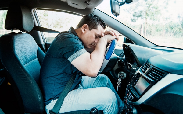 
            Как не заснуть за рулем автомобиля. Важные советы ГИБДД
        