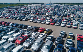
            Глава АвтоВАЗа спрогнозировал снижение цен на машины Lada
        