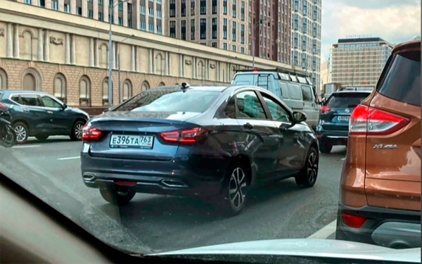 
            Новую Lada Vesta сфотографировали на дороге в Москве
        