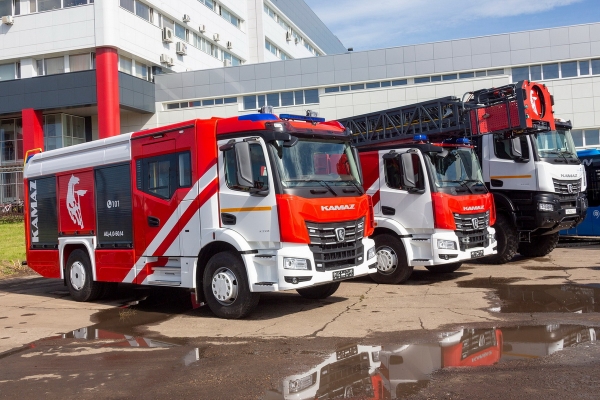 Грузовое обозрение: пожарки КАМАЗ поколения К5, троллейбус УТТЗ в Ставрополе и прочее