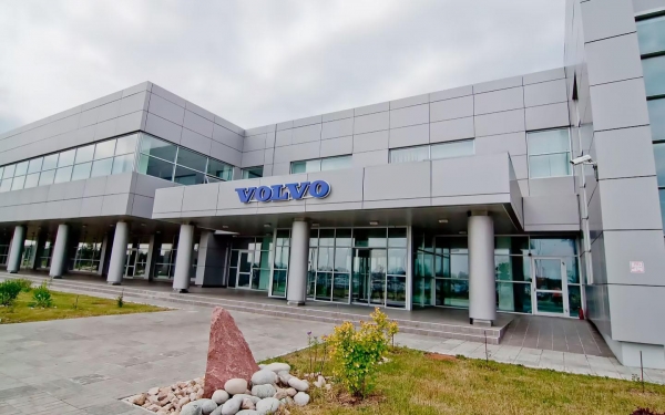 
            «Ведомости» сообщили о возможной продаже бизнеса Volvo из России
        