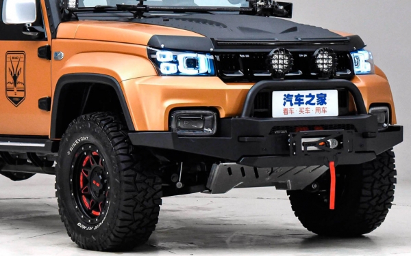 
            В Китае создали копию Jeep для езды по горам
        