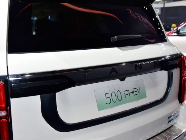 
            Great Wall представил гибридную версию Tank 500 на автосалоне в Китае
        