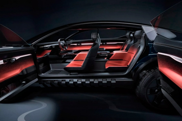 
            Audi представила электрокроссовер, который превращается в пикап
        