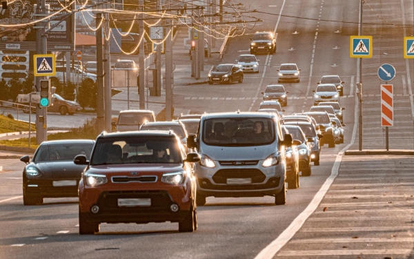 
            В Москве за три года за среднюю скорость оштрафовали 750 тыс. водителей
        
