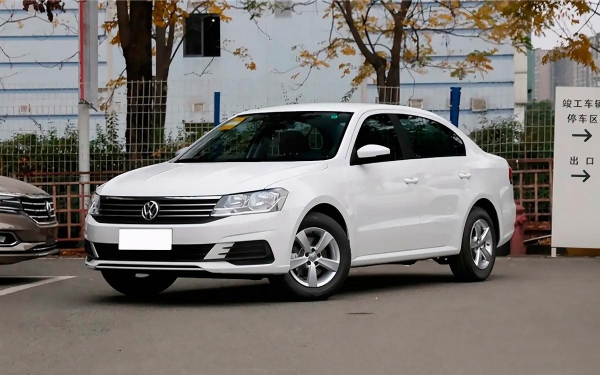 
            В России появился новый седан Volkswagen Lavida Qihang. Названы цены
        