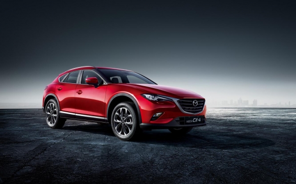 
            В России резко подешевели новые Mazda CX-4
        