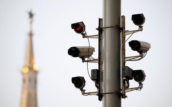 
            В МВД назвали точное количество камер для фиксации нарушений ПДД
        