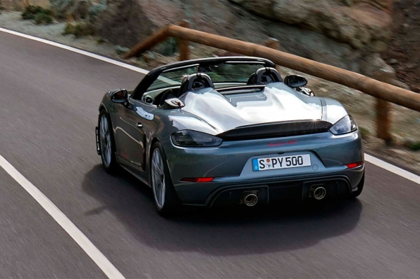 
            Porsche представил свой последний кабриолет с бензиновым двигателем
        