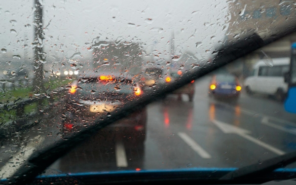 
            Водителей предупредили о сильном дожде в Москве и области
        