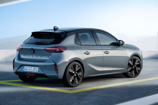 
            Opel представил обновленную Corsa шестого поколения
        