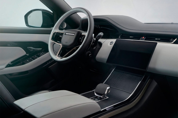 
            Land Rover представил обновленный кроссовер Range Rover Evoque
        