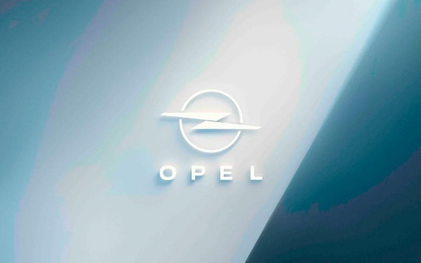 
            Opel показал новый логотип
        