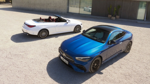 
            Mercedes представил новые купе и кабриолет CLE. Они заменят две модели
        