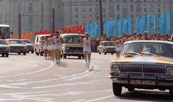 
            Олимпийский автопарк. На чем ездили по Москве летом 1980-го
        