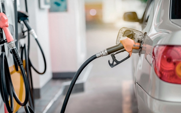 
            Оптовые цены на бензин опустились вниз. Но что будет с розничными
        