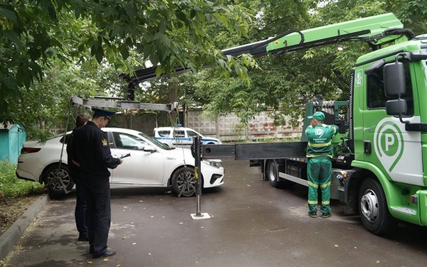 
            Приставы рассказали о росте числа эвакуаций машин в Москве за штрафы
        