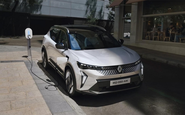 
            Renault Scenic официально стал электромобилем
        