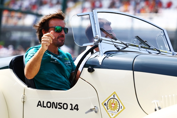 
            Фернандо Алонсо: гоночный вундеркинд-долгожитель
        